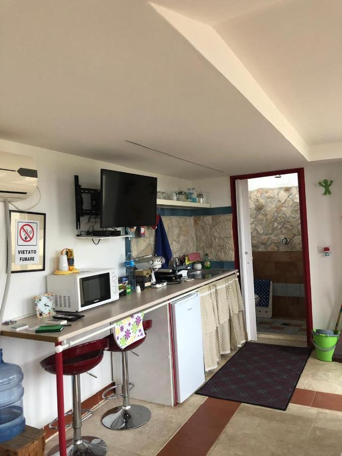 Camilla House Bed and Breakfast Santa Marinella Exteriör bild
