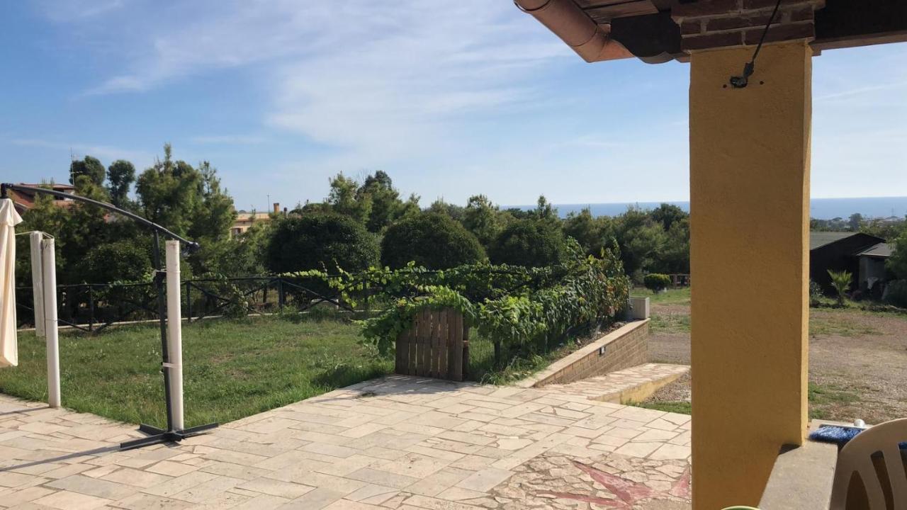 Camilla House Bed and Breakfast Santa Marinella Exteriör bild