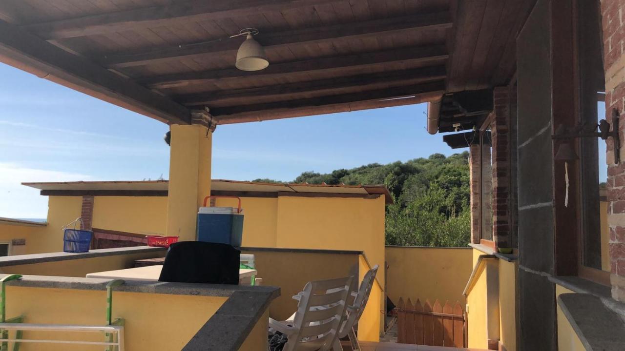 Camilla House Bed and Breakfast Santa Marinella Exteriör bild