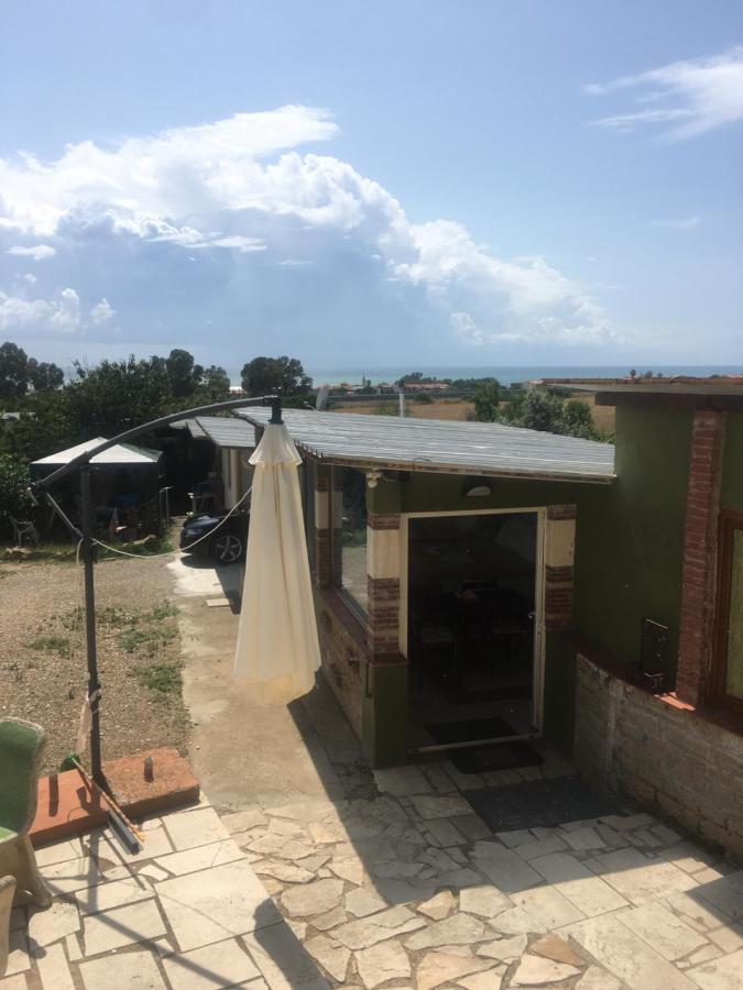 Camilla House Bed and Breakfast Santa Marinella Exteriör bild